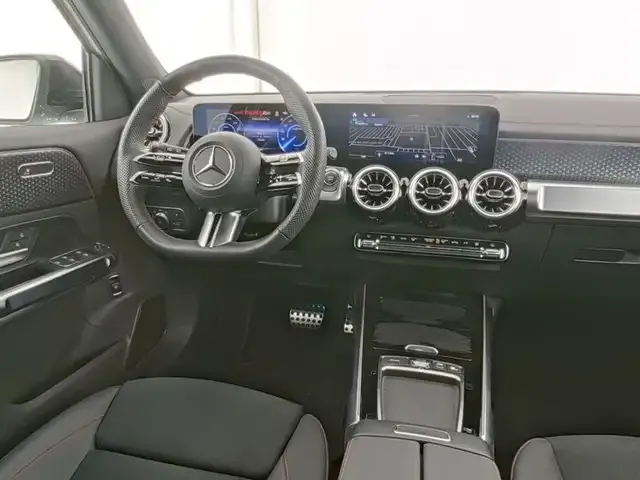 Mercedes-Benz EQB 300