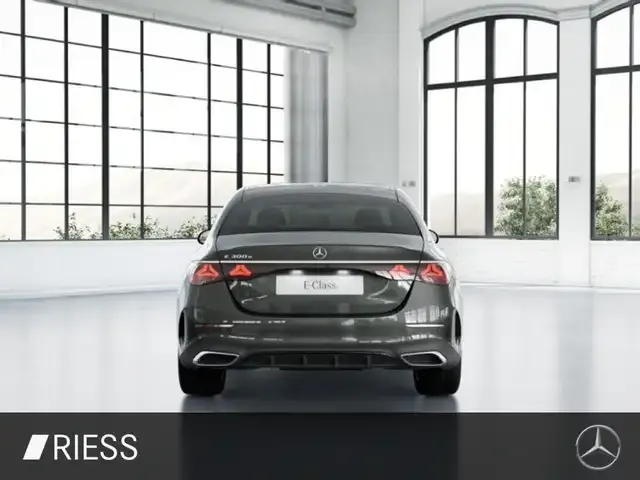 Mercedes-Benz E 300