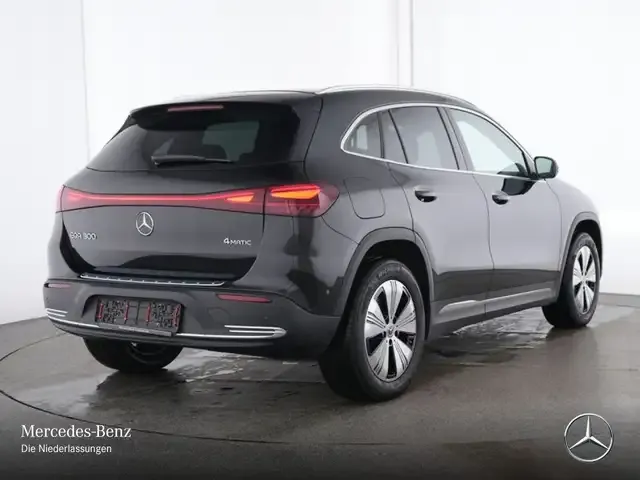 Mercedes-Benz EQA 300