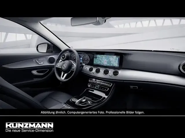 Mercedes-Benz E 220