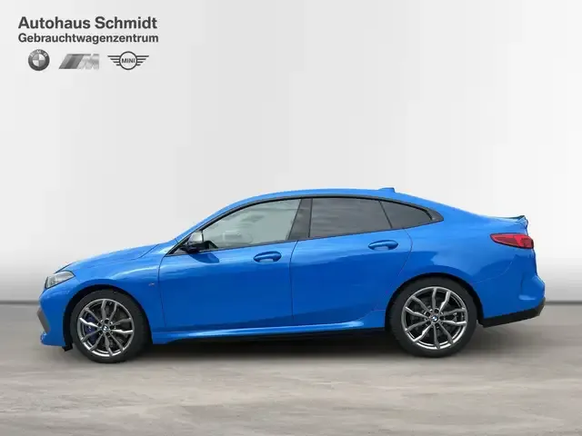 BMW 235