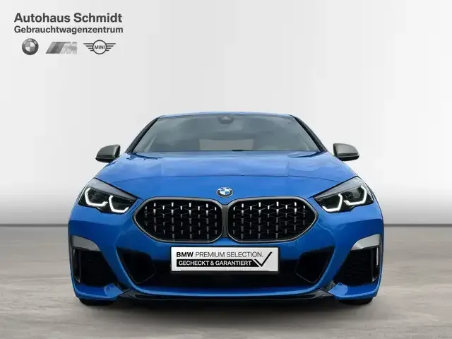 BMW 235