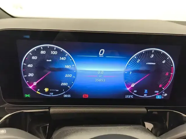 Mercedes-Benz GLA 200