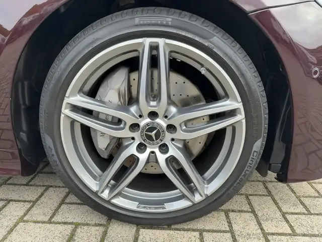 Mercedes-Benz E 400