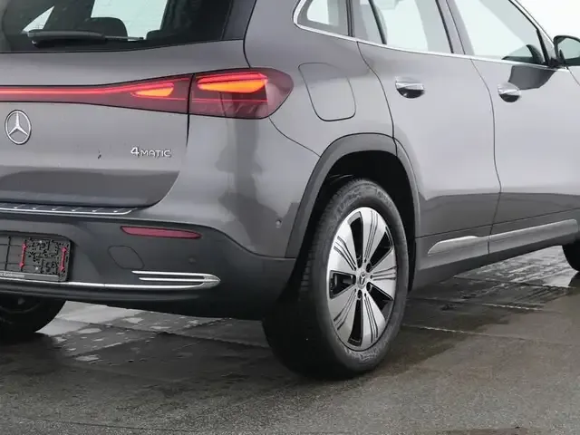 Mercedes-Benz EQA 300