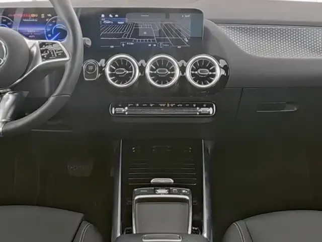 Mercedes-Benz EQA 300