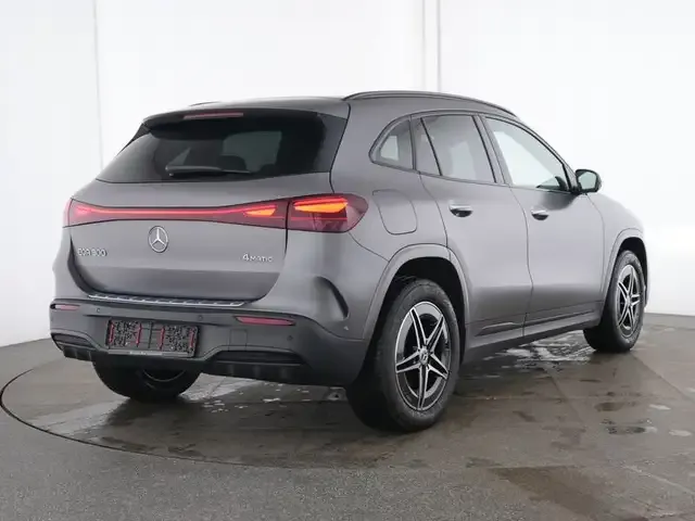 Mercedes-Benz EQA 300