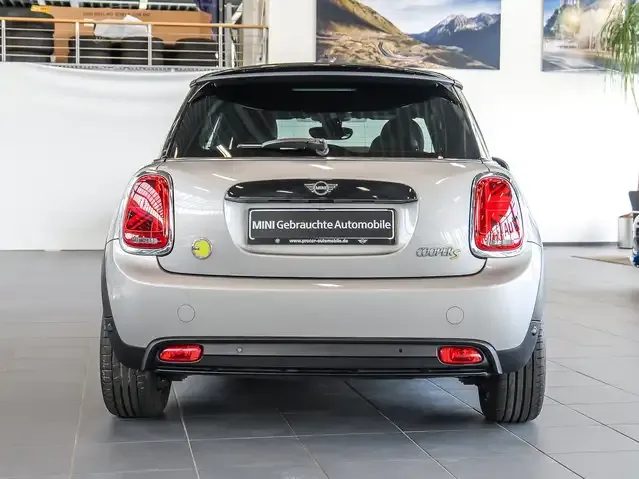 MINI Cooper SE