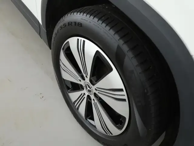 Mercedes-Benz EQA 250