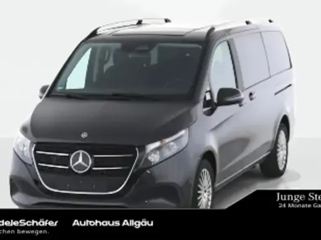 Mercedes-Benz V 220