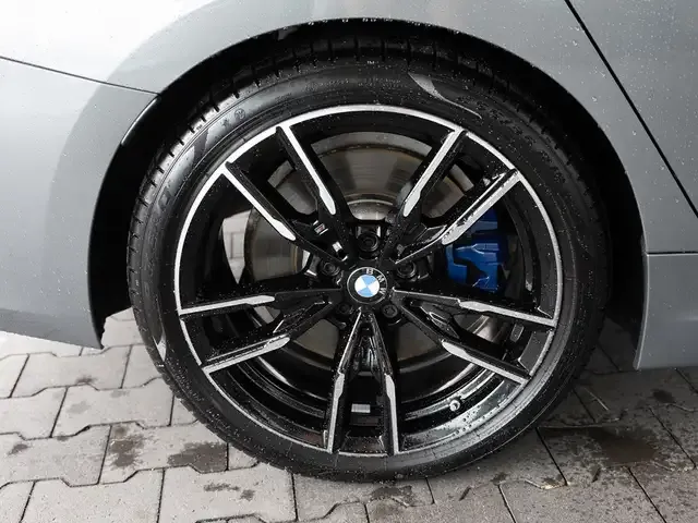 BMW 340