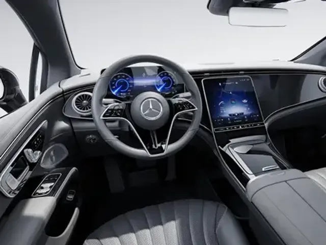 Mercedes-Benz EQS