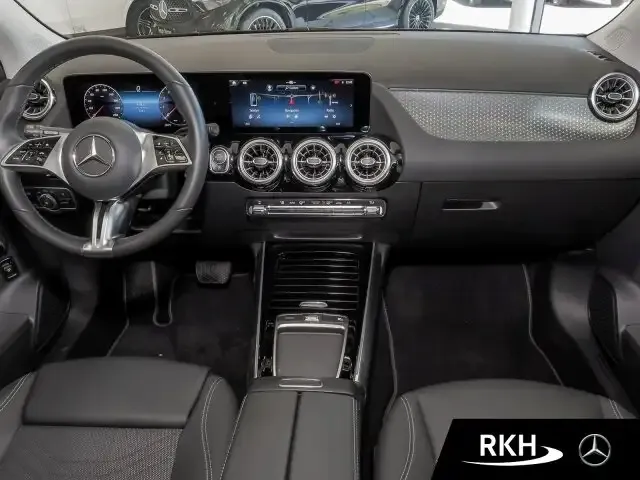 Mercedes-Benz GLA 180
