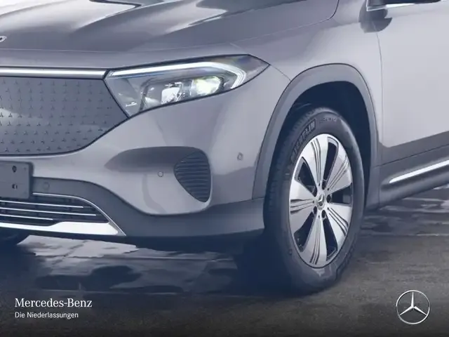 Mercedes-Benz EQB 250