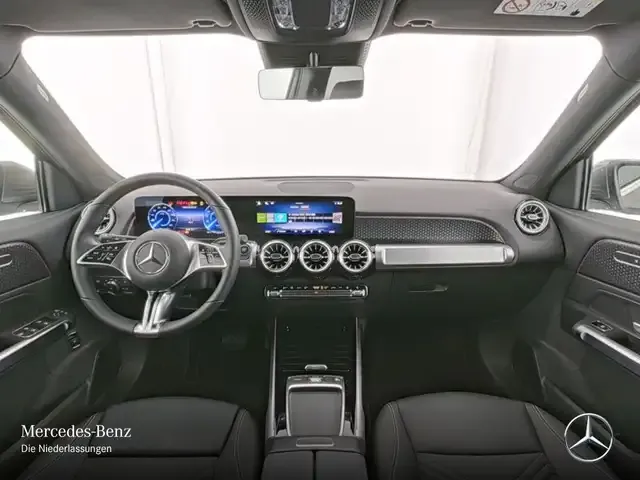 Mercedes-Benz EQB 250