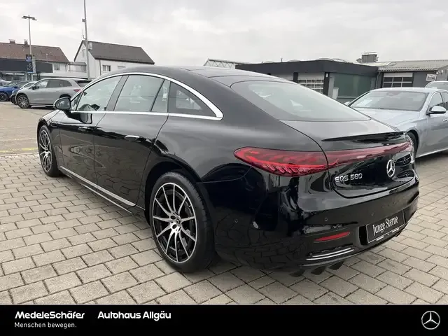 Mercedes-Benz EQS