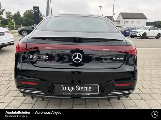 Mercedes-Benz EQS