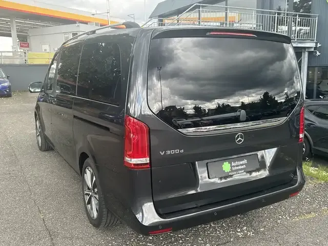 Mercedes-Benz V 300