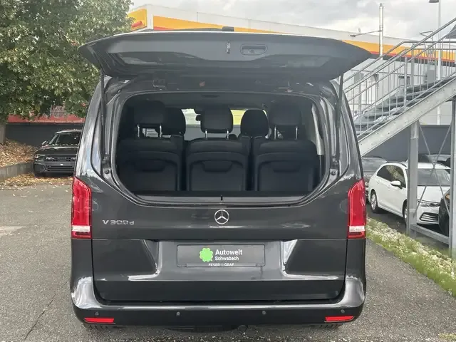 Mercedes-Benz V 300