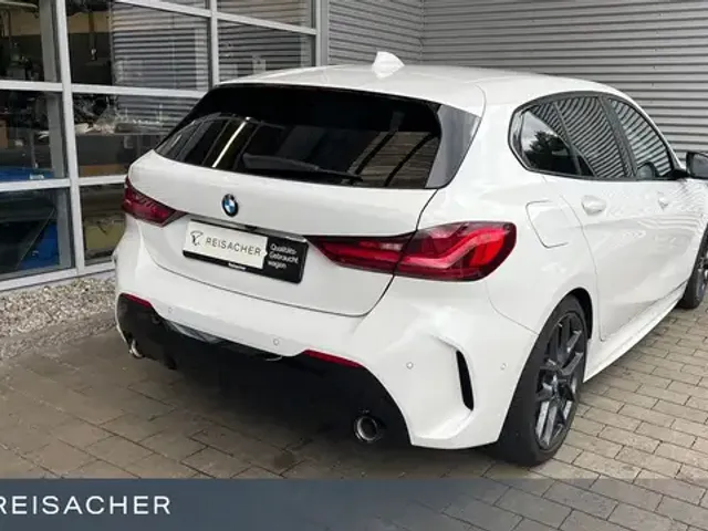 BMW 120