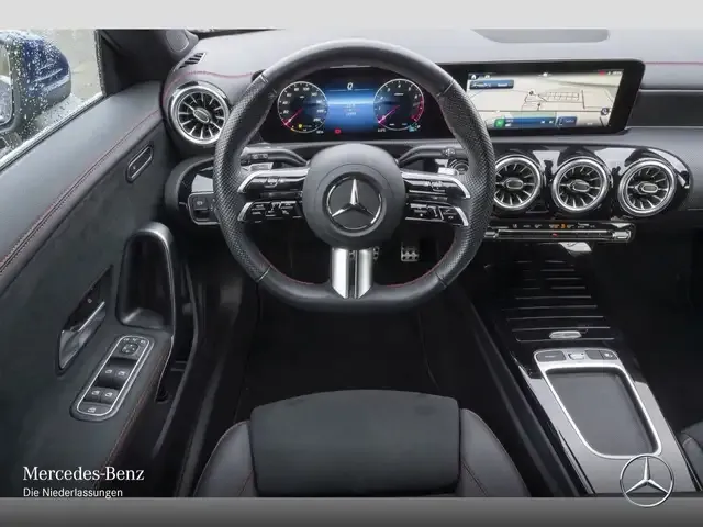 Mercedes-Benz CLA 180