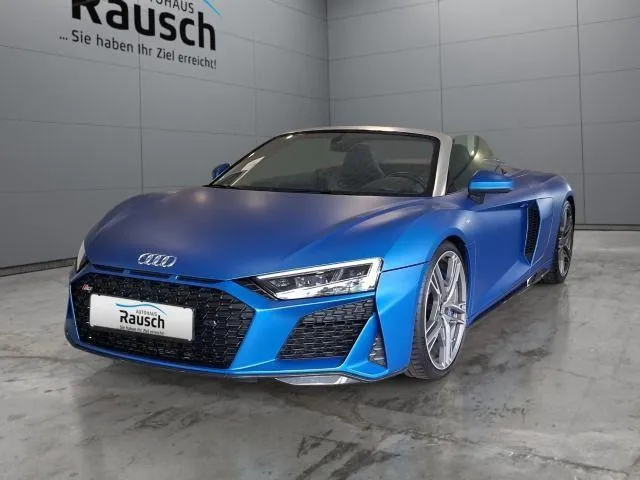 Audi R8
