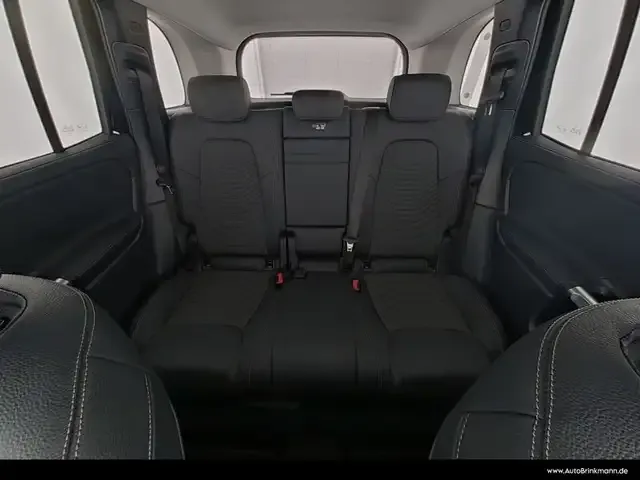 Mercedes-Benz GLB 180