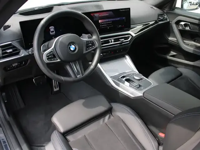 BMW 220
