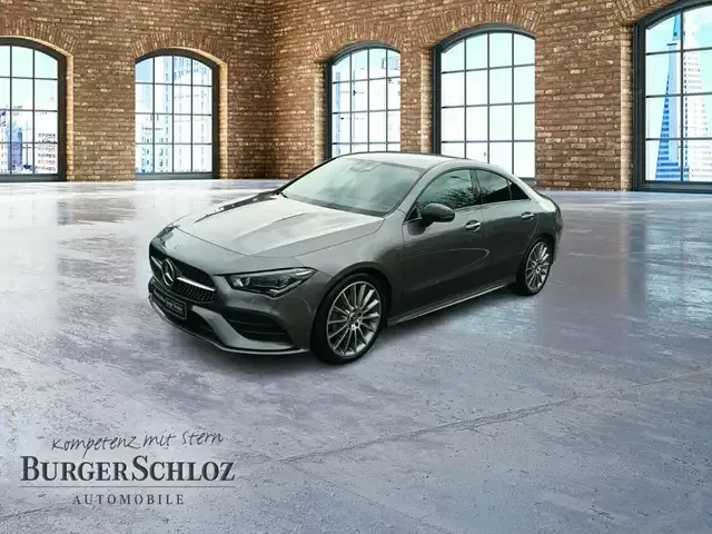Mercedes-Benz CLA 200