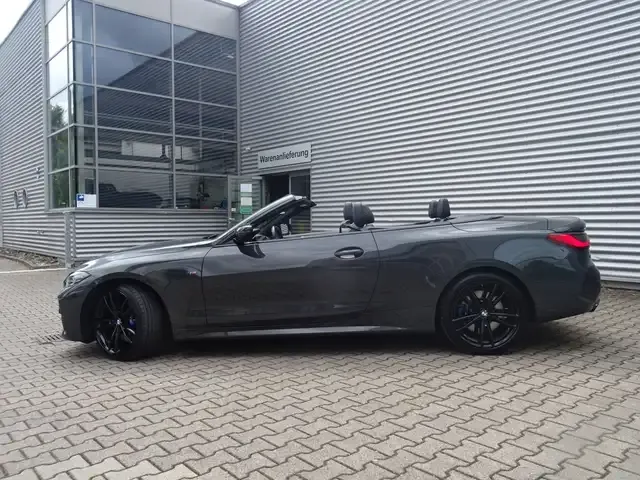 BMW 440