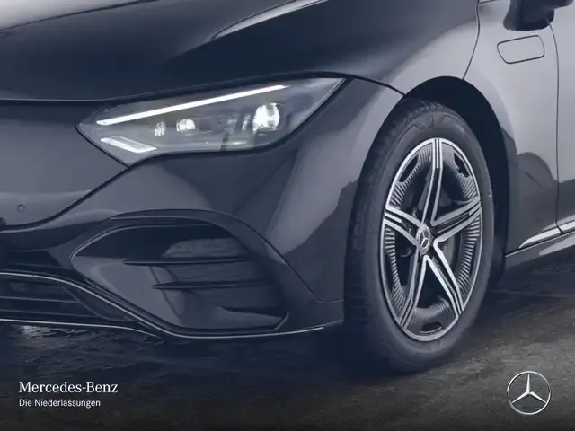 Mercedes-Benz EQE 350