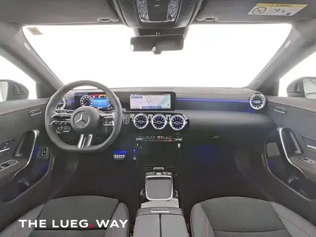 Mercedes-Benz CLA 200