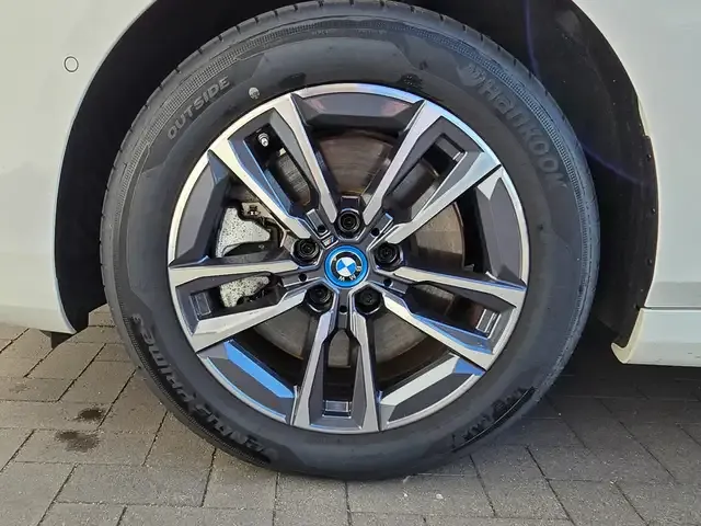 BMW 214