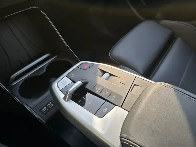 BMW 214