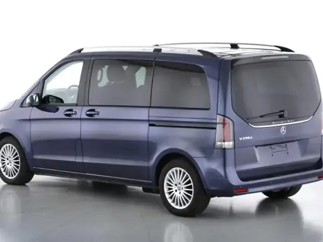 Mercedes-Benz V 250
