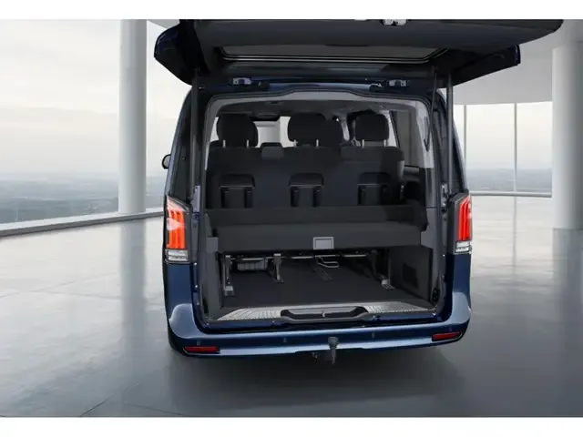 Mercedes-Benz V 220