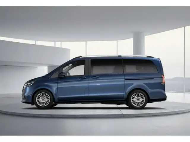 Mercedes-Benz V 220