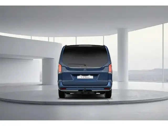 Mercedes-Benz V 220