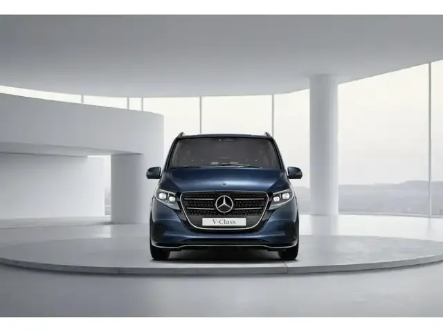 Mercedes-Benz V 220