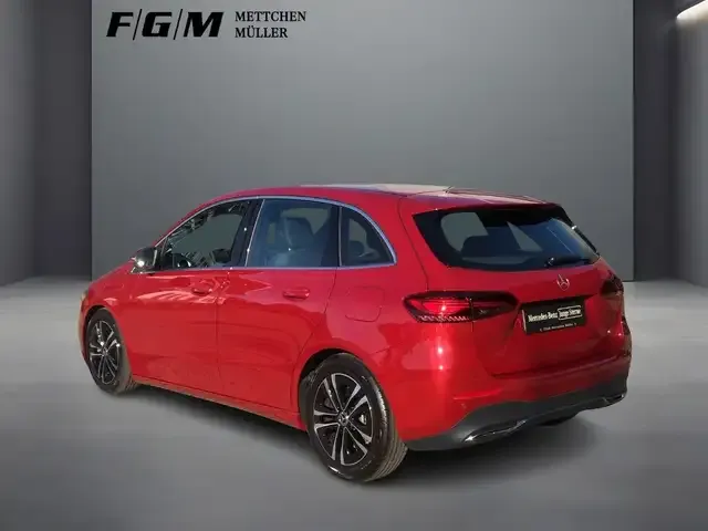 Mercedes-Benz B 250