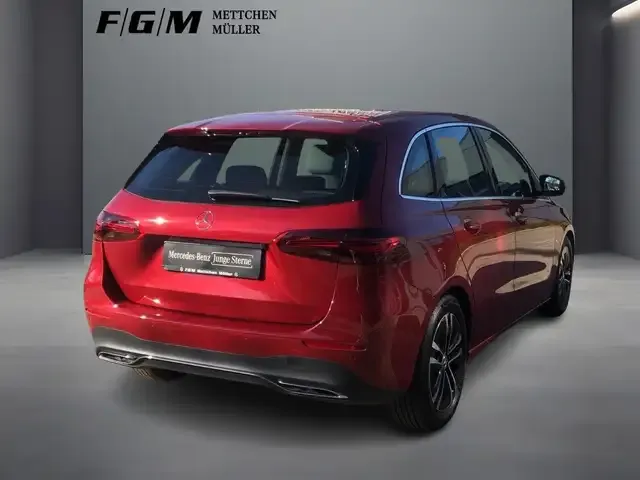 Mercedes-Benz B 250