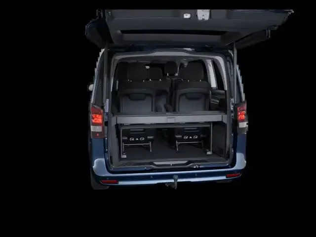 Mercedes-Benz V 220