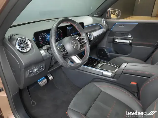 Mercedes-Benz GLB 200