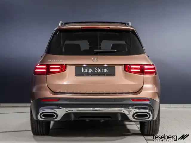 Mercedes-Benz GLB 200