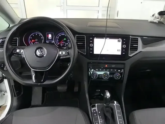 Volkswagen Golf Sportsvan