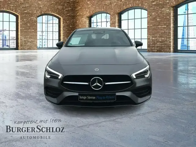 Mercedes-Benz CLA 250