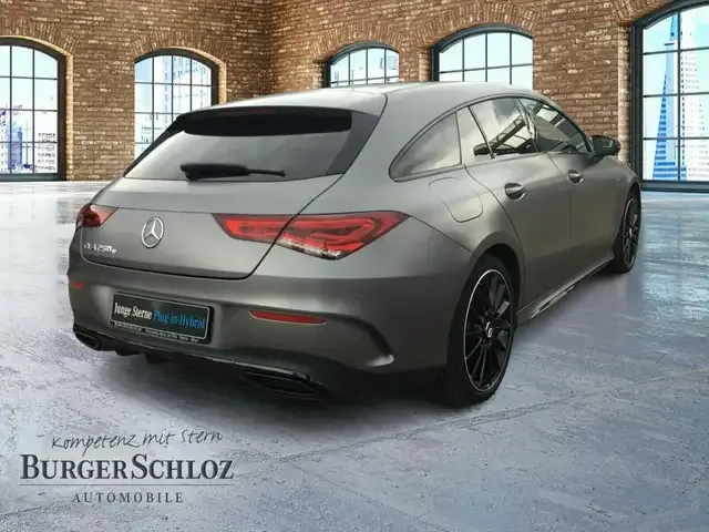 Mercedes-Benz CLA 250
