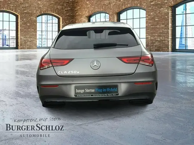 Mercedes-Benz CLA 250