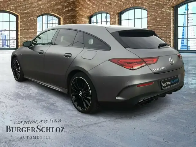 Mercedes-Benz CLA 250