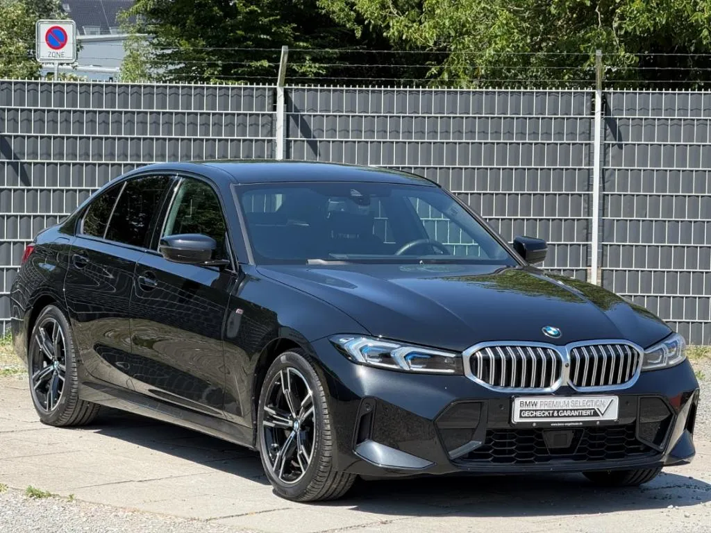 BMW 320